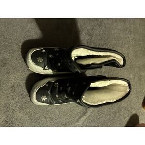 COGA Boots Girls 34 Black Silver Snowflake Winter Insulated Fleece Lined Warm